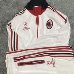 ACミラン サッカー トレーニングウェア 上下セット - メルカリ