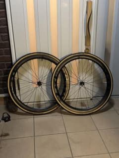 中古】DATI 9 ホイール カーボン ランバイク 10本スポーク 現状 | Mua