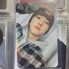 ホシ attacca 台湾 ヨントン ホログラム トレカ - メルカリ