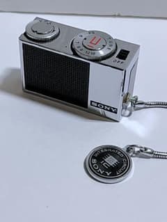 k*e様 SONY ミニラジオ ICR-90 昭和レトロ - メルカリ