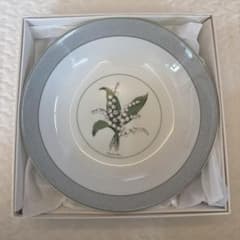 Christian Dior ミリラフォーレスズラン 皿 - メルカリ