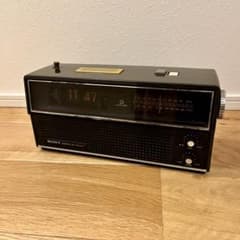 昭和レトロ】SONY(ソニー)TFM-C400 AM/FMラジオ＋パタパタ時計 - メルカリ