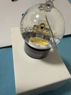 2026年最新】スノードーム シャネルの人気アイテム - メルカリ
