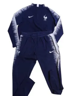 2026年最新】ヴェイパーニット ウェアの人気アイテム - メルカリ