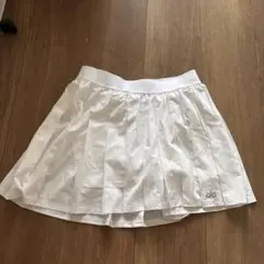 2026年最新】ALO Yoga プリーツスカートの人気アイテム - メルカリ