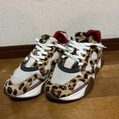 2026年最新】希少なスニーカーの人気アイテム - メルカリ