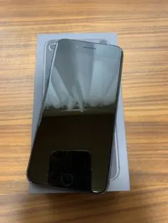 iPhone8 本体 64GB - メルカリ