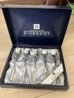 2026年最新】GIVENCHYカトラリーセットの人気アイテム - メルカリ