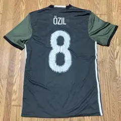 2026年最新】ドイツ代表 ユニフォーム エジルの人気アイテム - メルカリ
