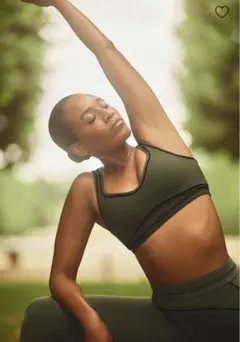 2026年最新】alo yogaブラトップの人気アイテム - メルカリ