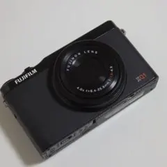 2026年最新】fujifilm xq1の人気アイテム - メルカリ