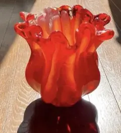 昭和レトロタジマクリスタル赤オーロラ加工チューリップ型花瓶 - メルカリ