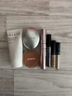 2026年最新】コスメまとめ売りの人気アイテム - メルカリ