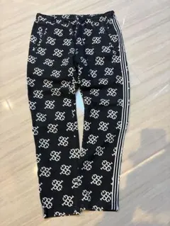 2026年最新】パーリーゲイツ ジョガーパンツの人気アイテム - メルカリ