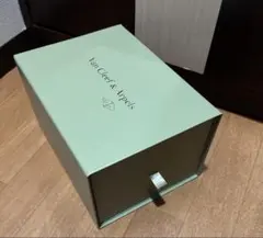 2026年最新】ヴァンクリ 空箱の人気アイテム - メルカリ