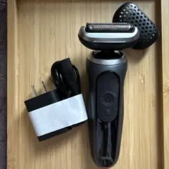未使用品 Braun S7 メンズ電気シェーバー ダークグレー色 充電器付き