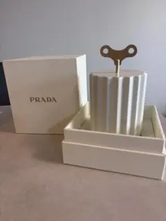 2026年最新】PRADA オルゴールの人気アイテム - メルカリ