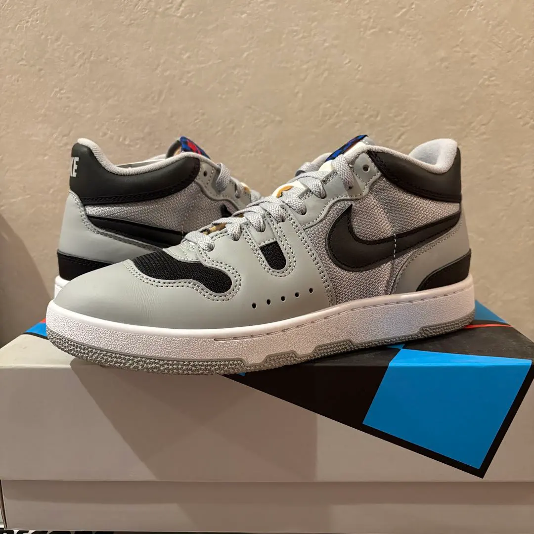 2026年最新】travis scott nike attackの人気アイテム - メルカリ