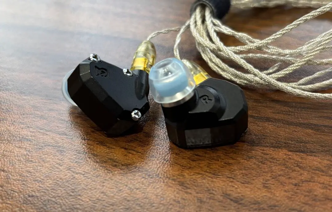 2026年最新】campfire audio orionの人気アイテム - メルカリ