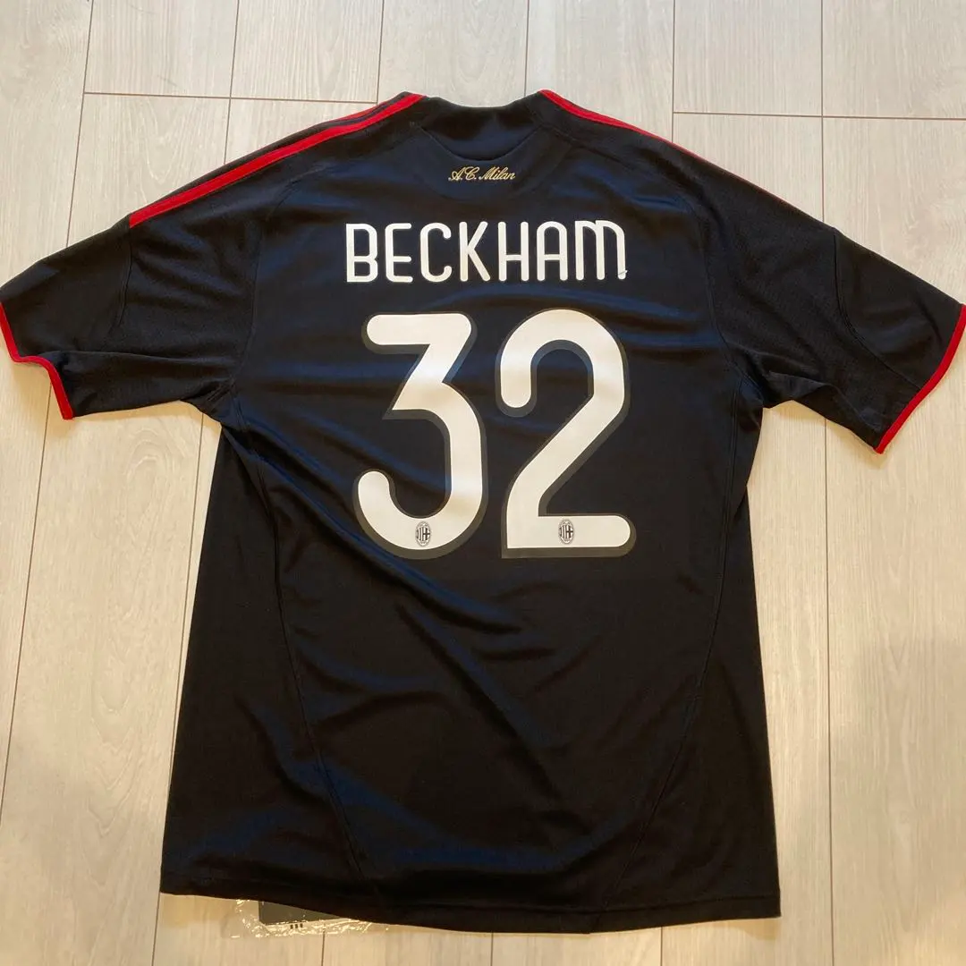 2026年最新】ベッカム ミラン ユニフォームの人気アイテム - メルカリ