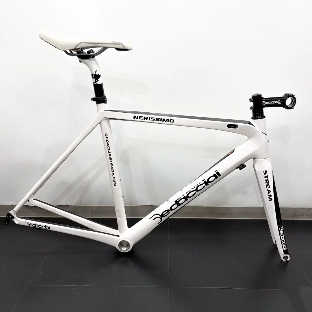 2026年最新】dedacciaiの人気アイテム - メルカリ