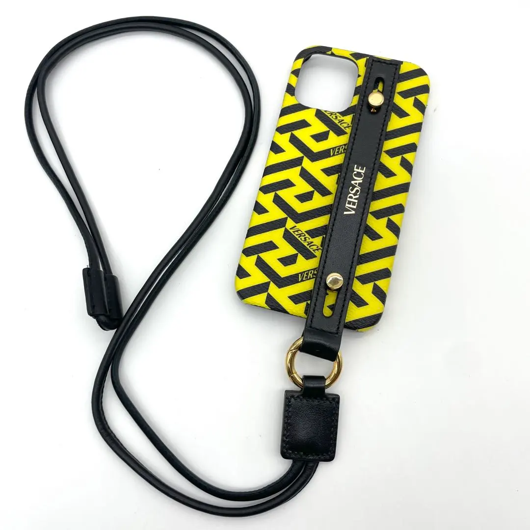 2026年最新】VERSACE iPhone用ケースの人気アイテム - メルカリ