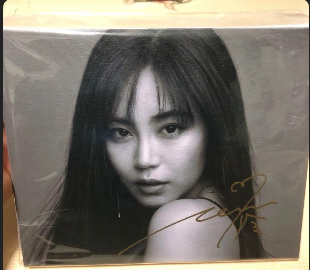 2026年最新】鷲尾伶菜サインの人気アイテム - メルカリ