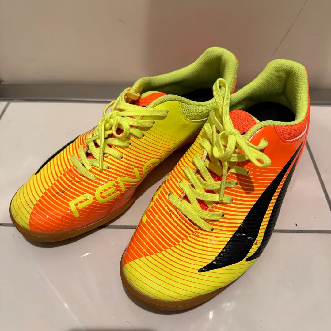 2026年最新】penalty フットサルシューズの人気アイテム - メルカリ