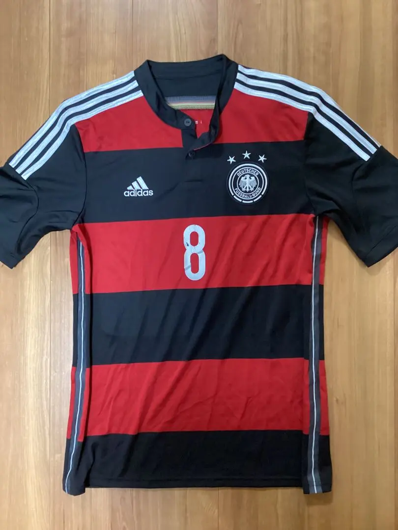 2026年最新】ドイツ代表 ユニフォーム エジルの人気アイテム - メルカリ