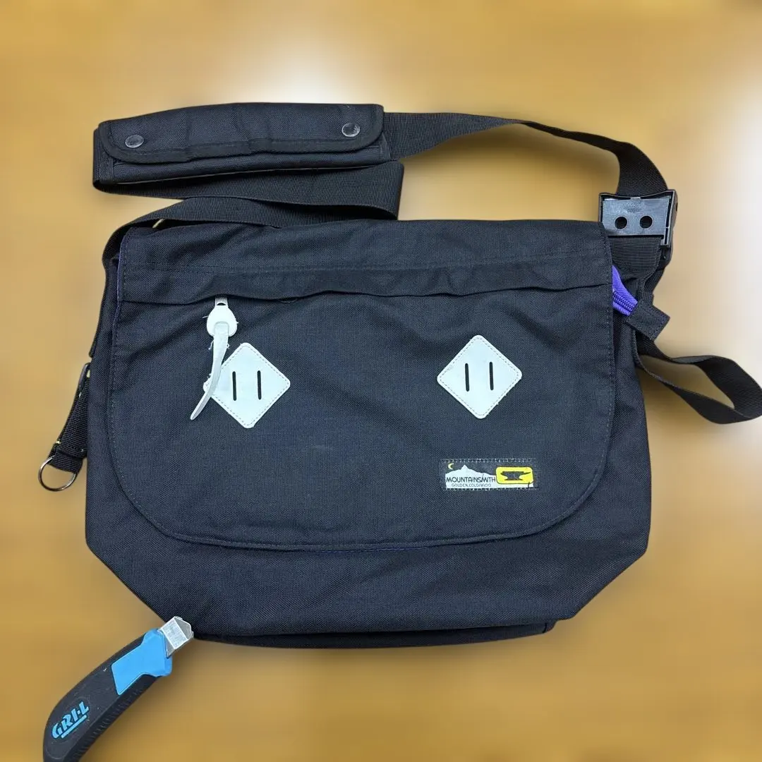 2026年最新】MOUNTAINSMITH マウンテンスミス メッセンジャーバッグの