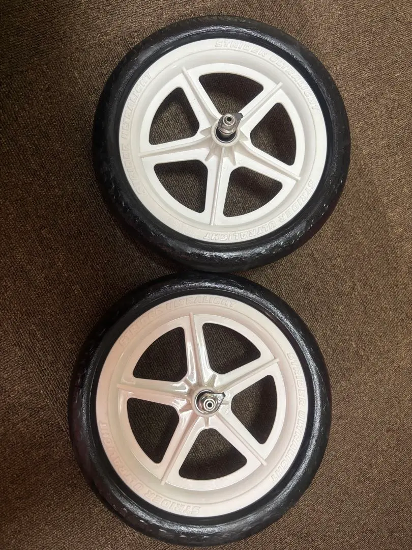 2026年最新】eva タイヤ ストライダーの人気アイテム - メルカリ