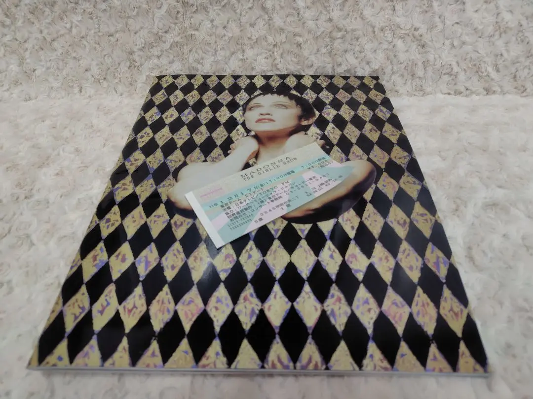 2026年最新】マドンナ ツアーパンフレットの人気アイテム - メルカリ