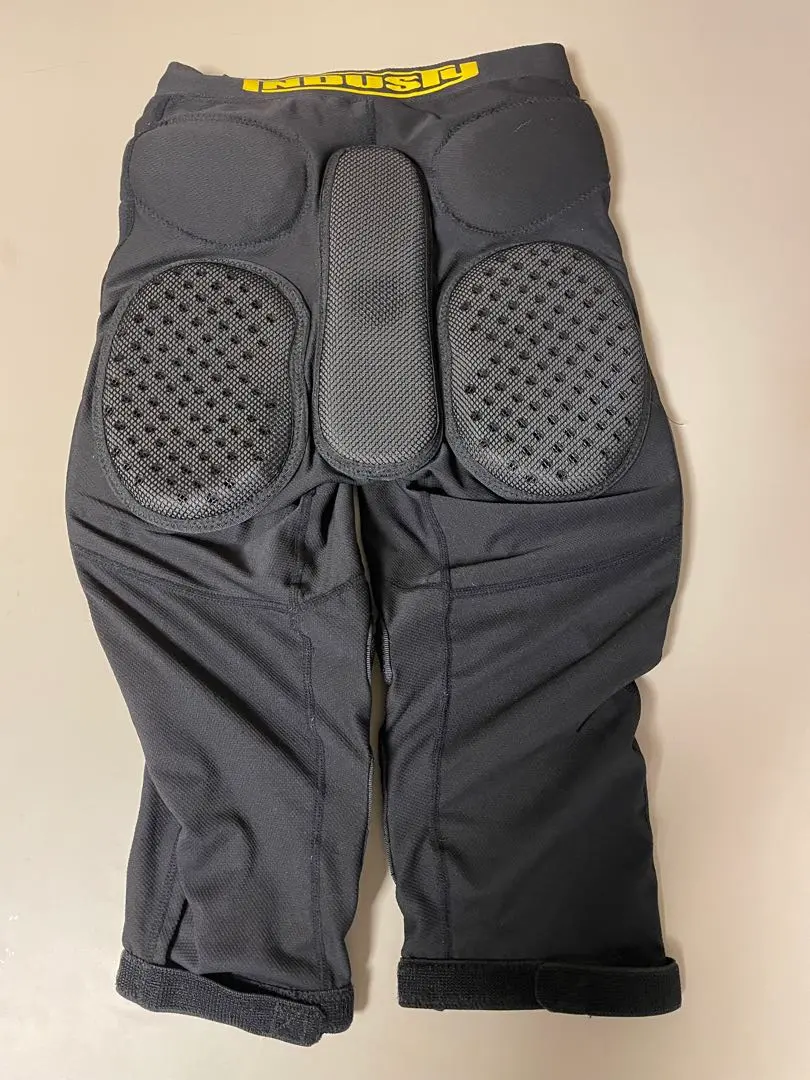 2026年最新】industy プロテクターの人気アイテム - メルカリ