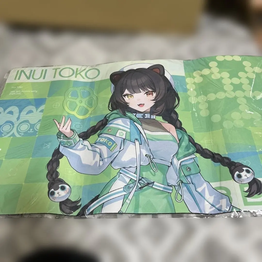 m43388470341_1.jpg?1761719785