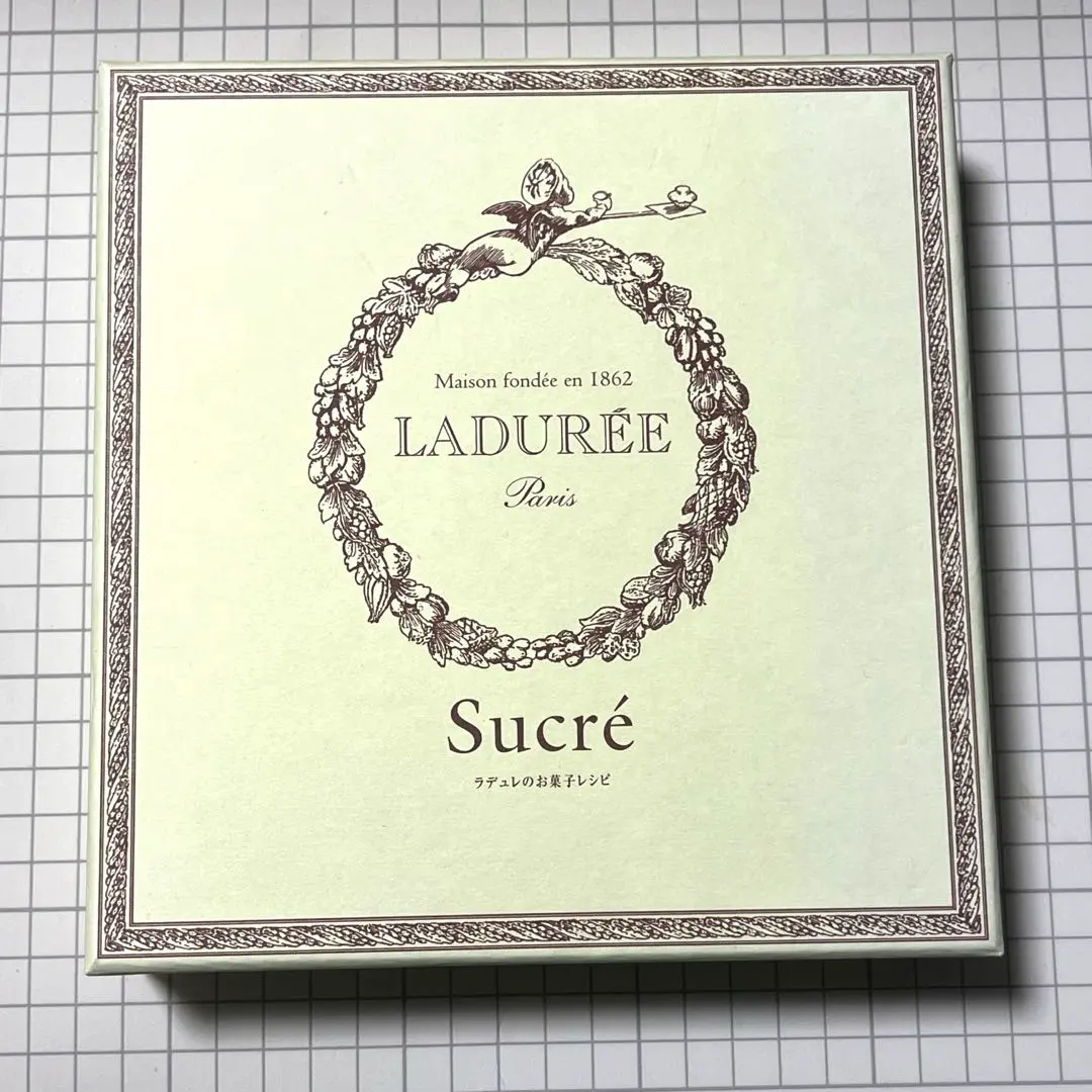 2026年最新】laduree 洋書の人気アイテム - メルカリ