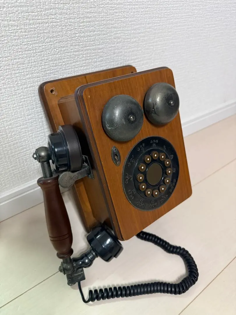 2026年最新】レトロ 壁掛け電話機の人気アイテム - メルカリ