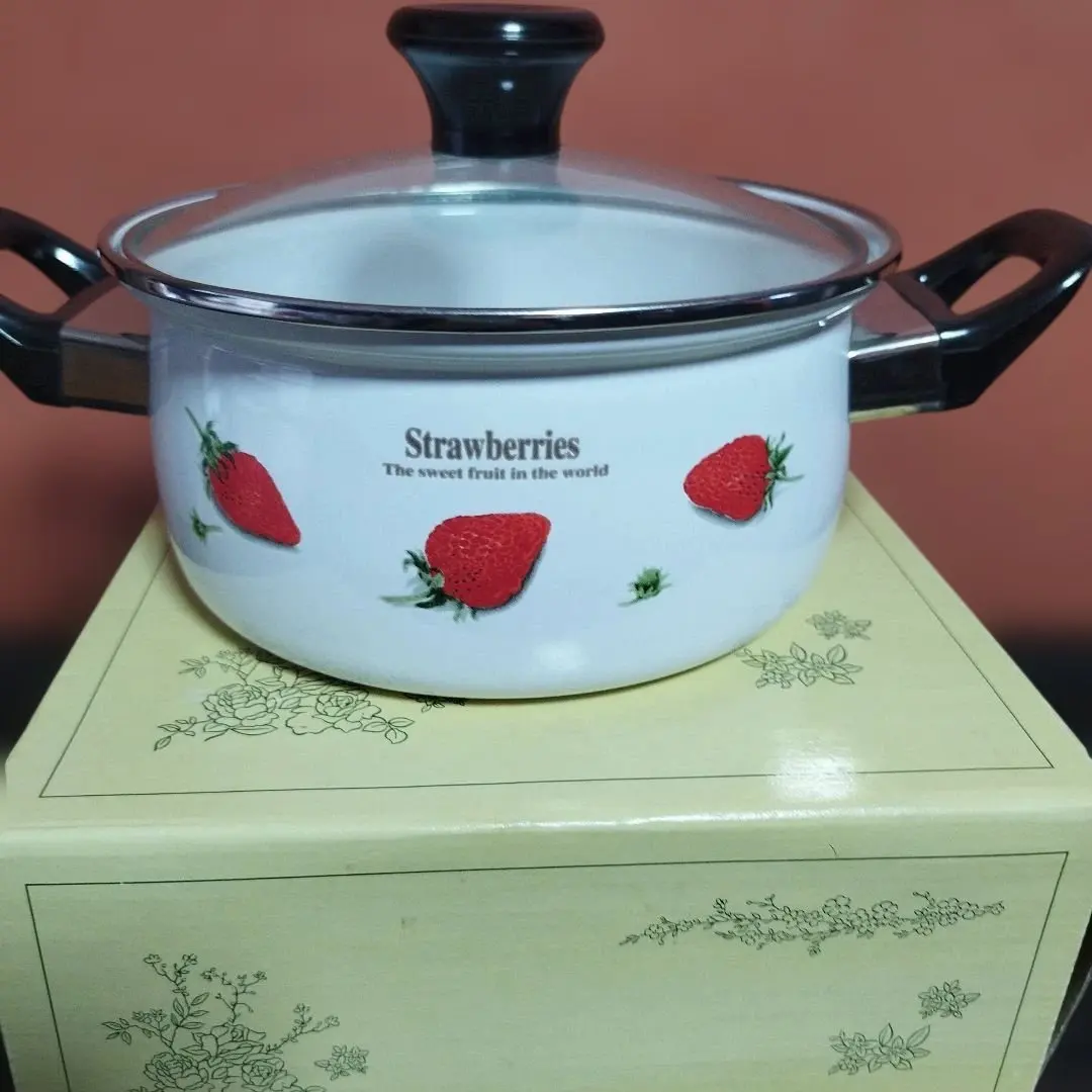 2026年最新】いちごホーロー鍋の人気アイテム - メルカリ