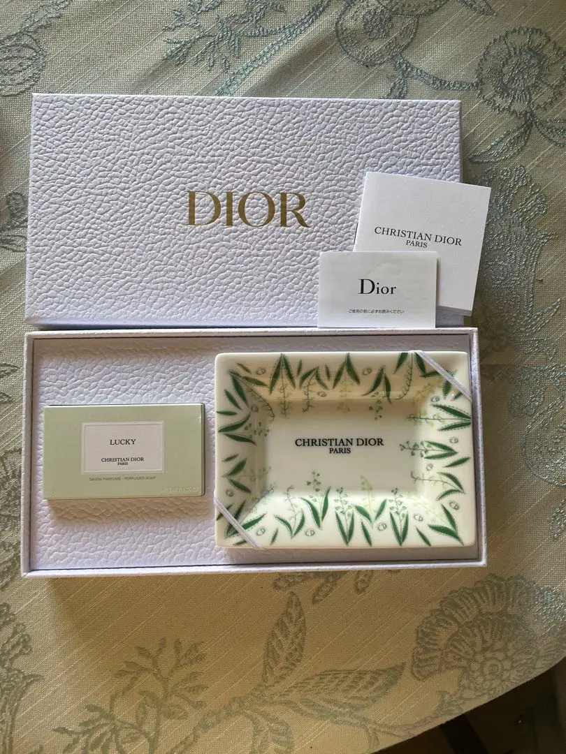 2026年最新】ディオールソープディッシュの人気アイテム - メルカリ