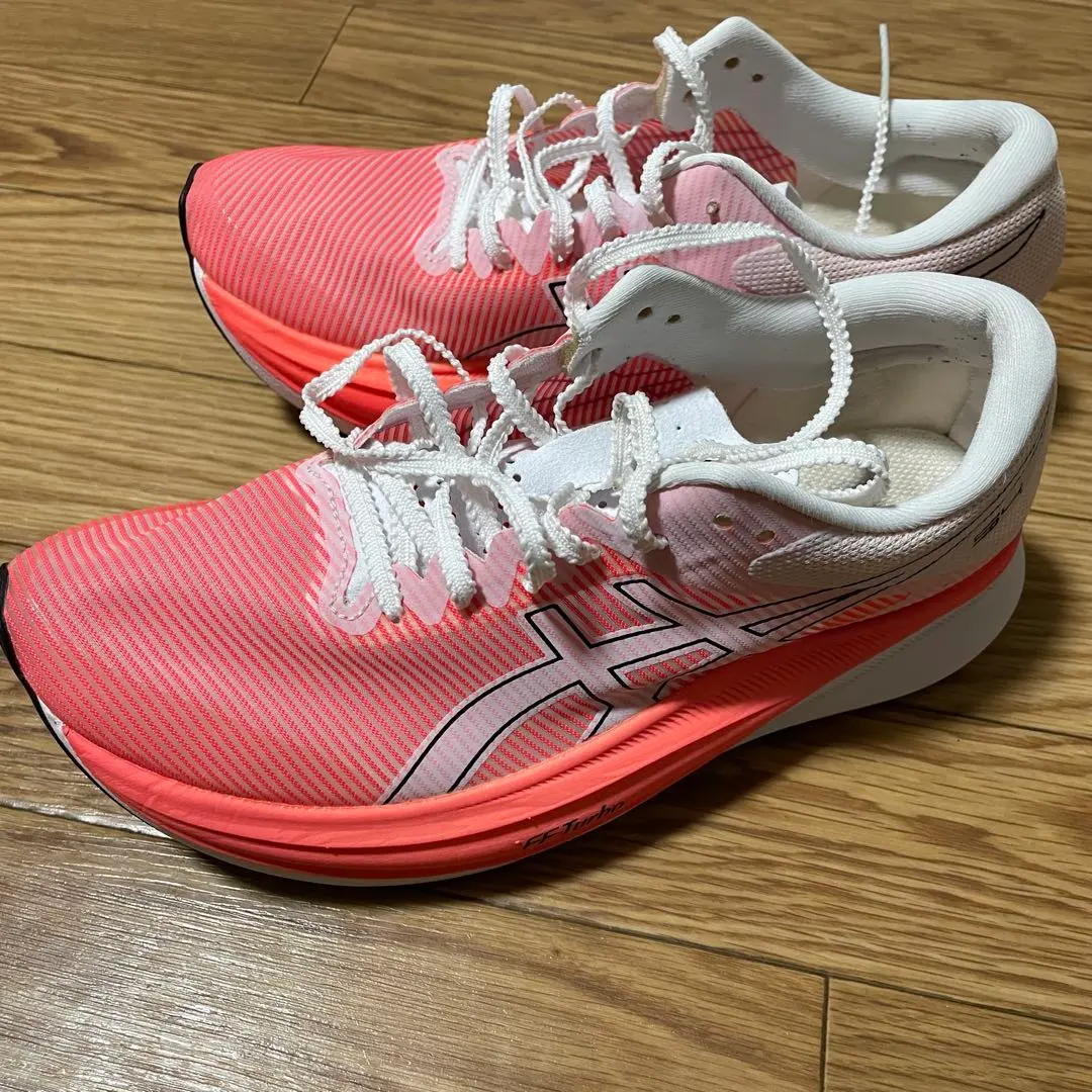 2026年最新】s4 アシックス 24.5の人気アイテム - メルカリ