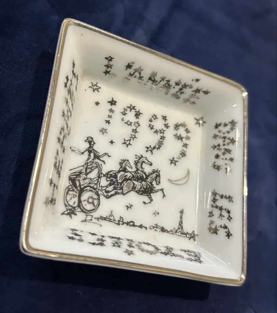 2026年最新】エルメス 角皿の人気アイテム - メルカリ