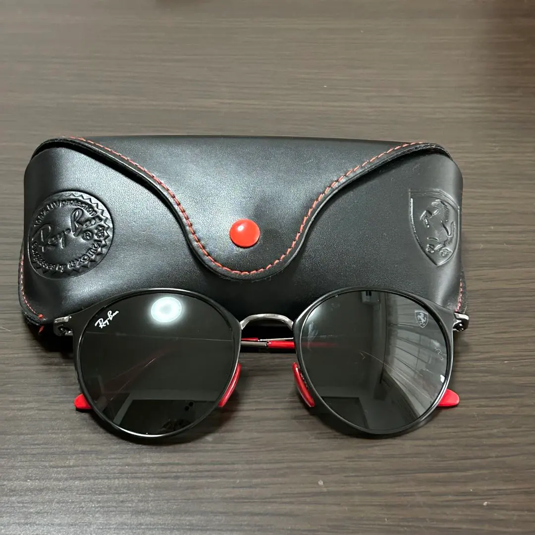 2026年最新】フェラーリ レイバンの人気アイテム - メルカリ