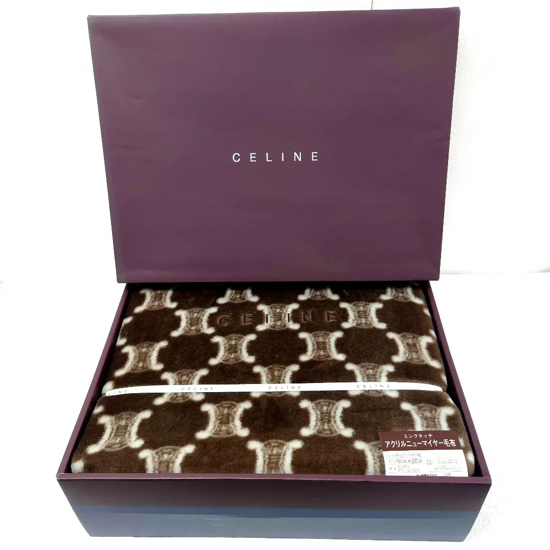 2026年最新】CELINEミンクタッチアクリル毛布の人気アイテム - メルカリ