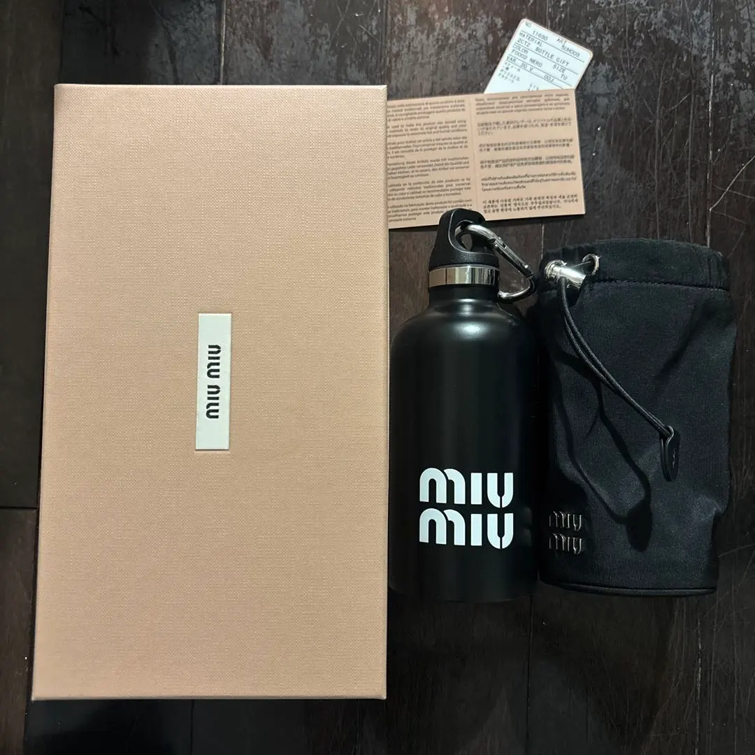 2026年最新】miumiu水筒の人気アイテム - メルカリ