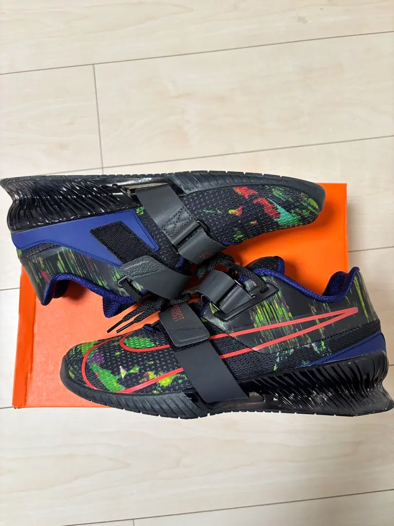 2026年最新】nike ロマレオス4の人気アイテム - メルカリ