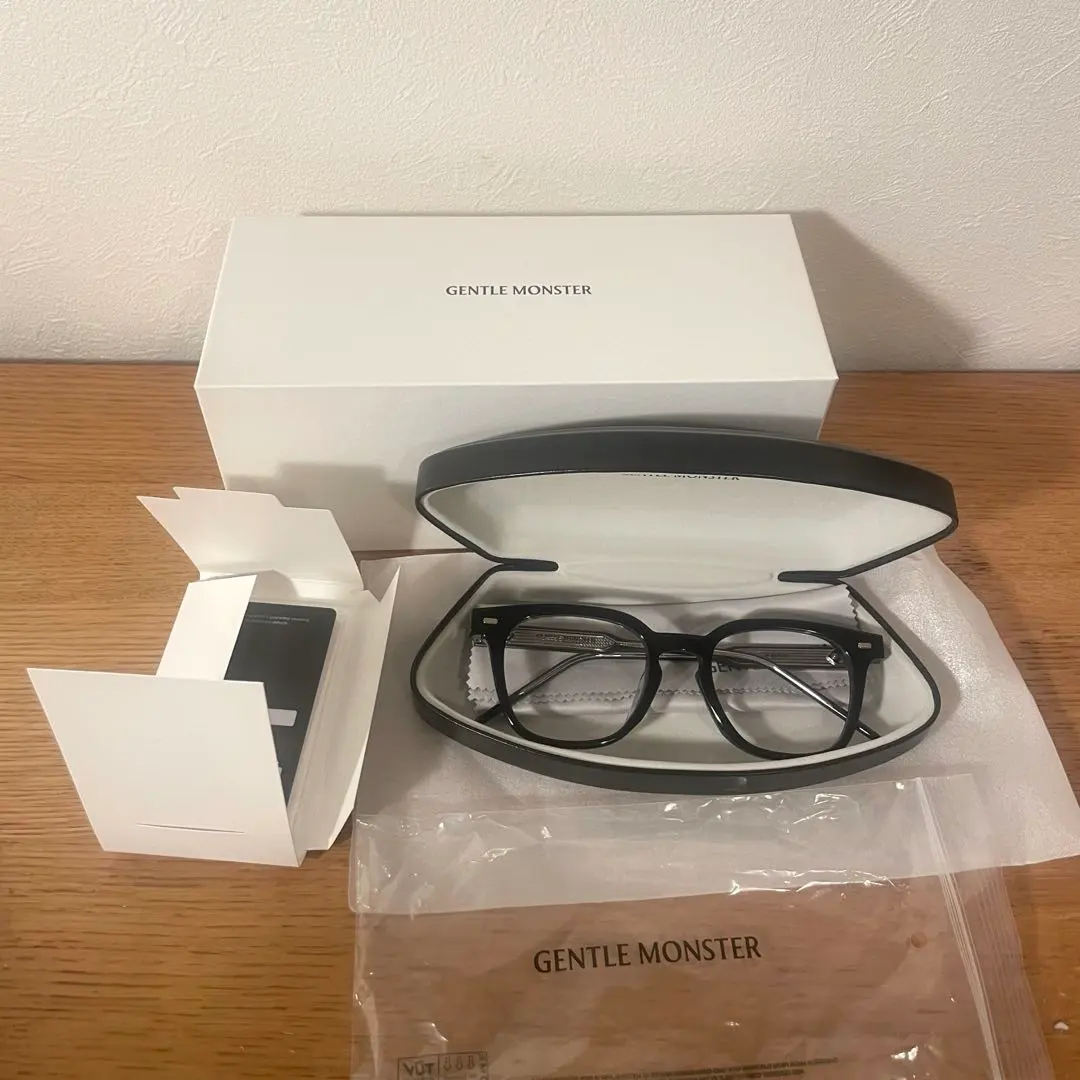 2026年最新】GENTLE MONSTER Kubo 01の人気アイテム - メルカリ