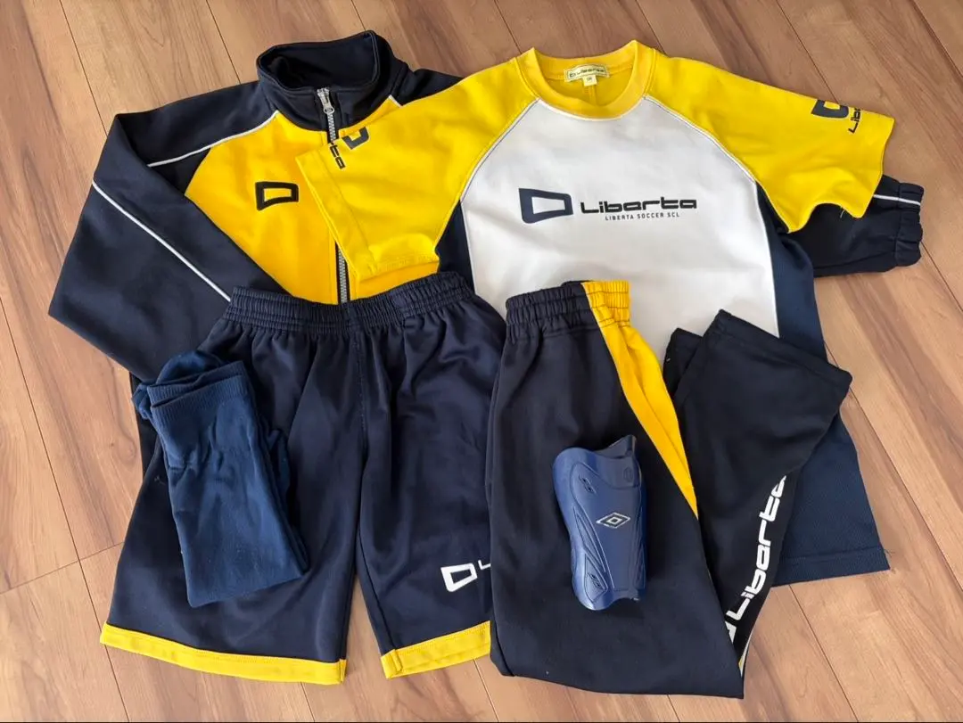 2026年最新】リベルタ ユニフォーム 145の人気アイテム - メルカリ