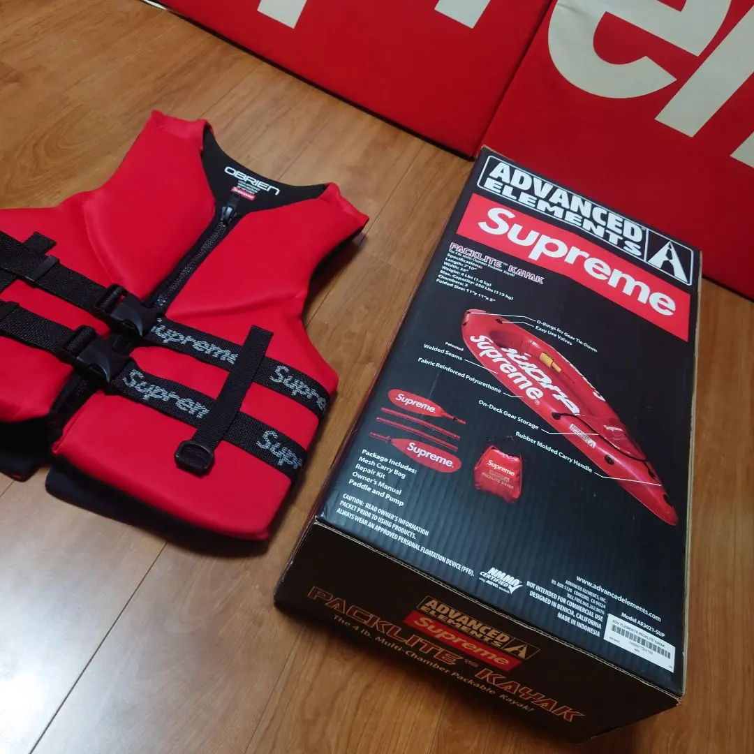 2026年最新】Supreme Pack Vestの人気アイテム - メルカリ
