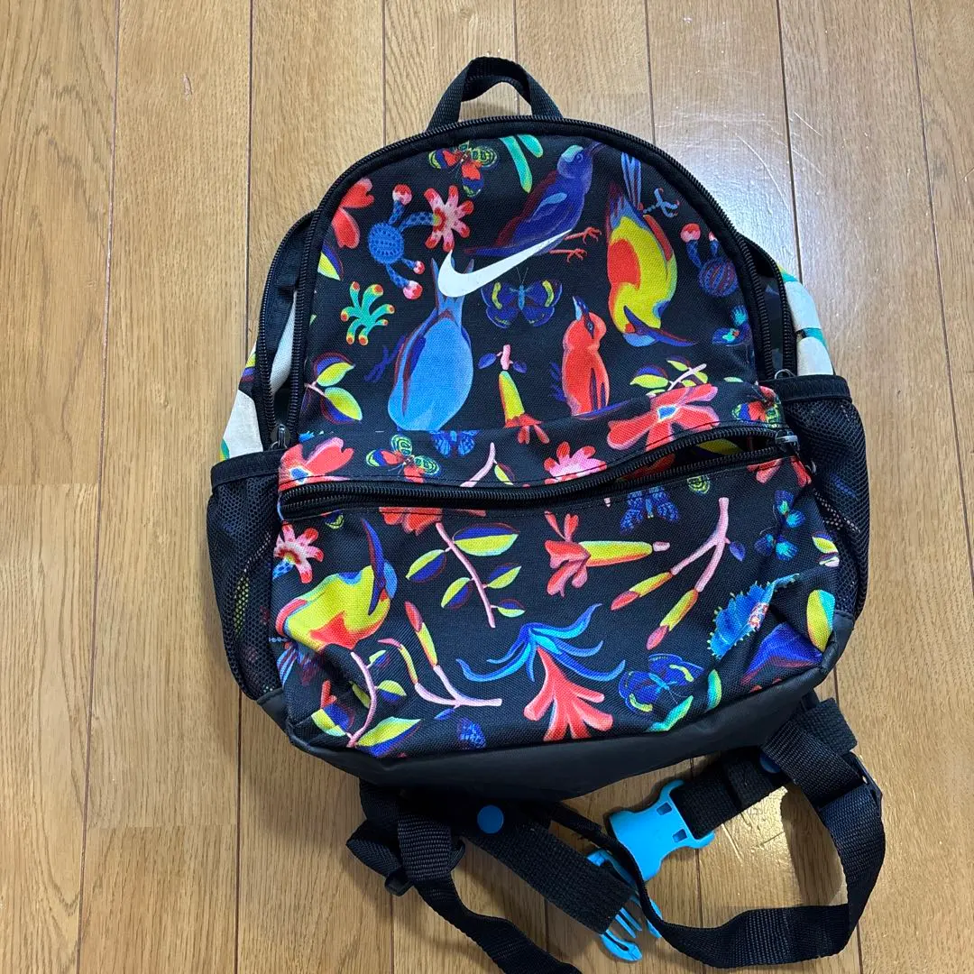 2026年最新】ナイキ 花柄 リュックの人気アイテム - メルカリ