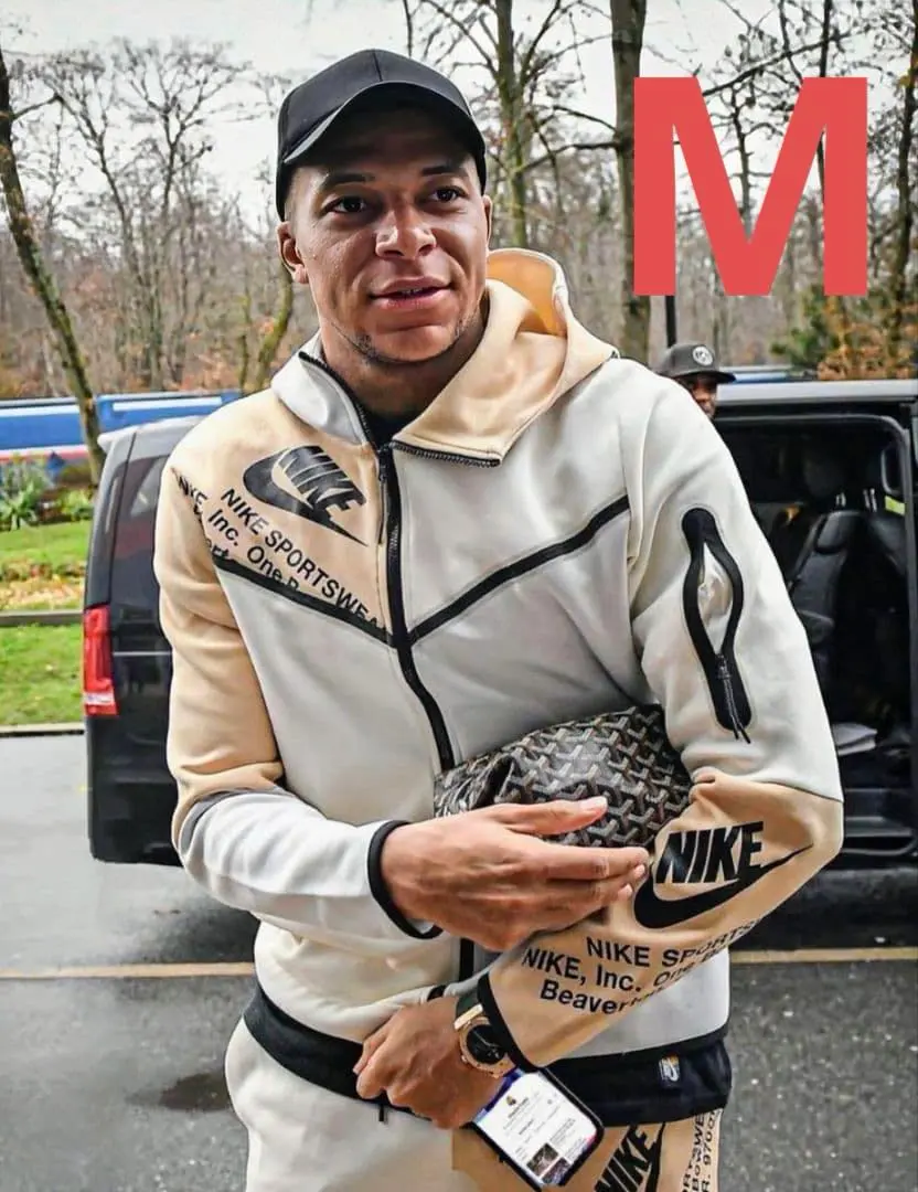 2026年最新】フランス代表 テックフリースの人気アイテム - メルカリ