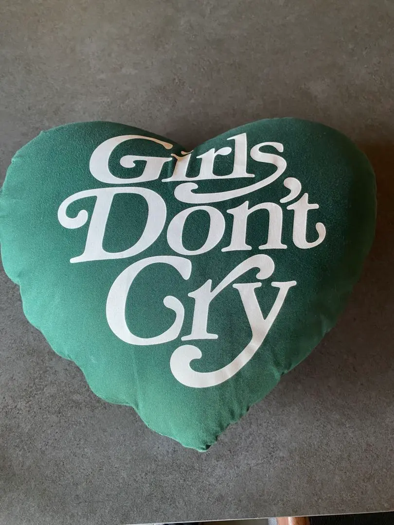 2026年最新】ガールズドントクライ クッションの人気アイテム - メルカリ